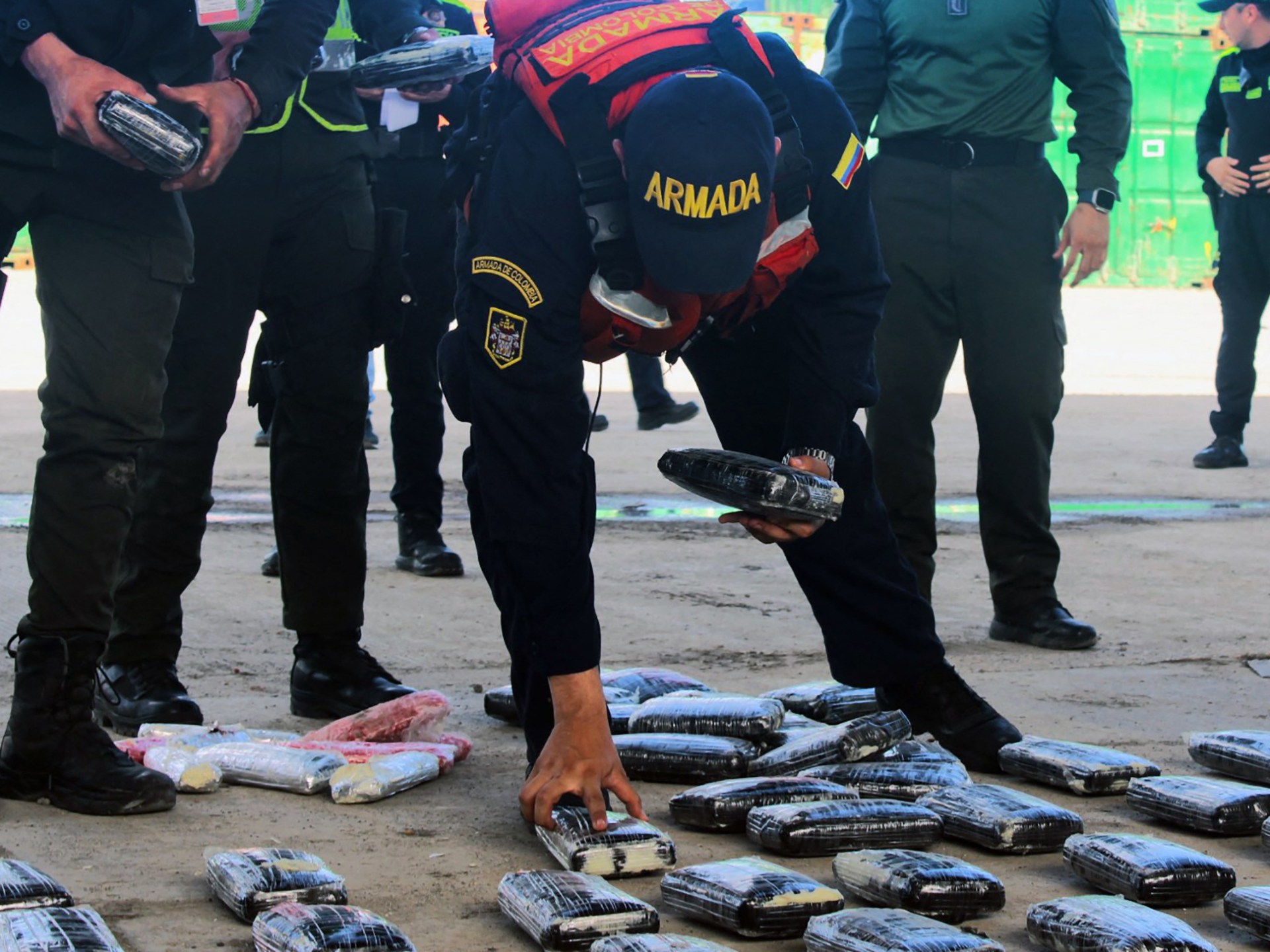 Colombia hails ‘historic blow’ after largest cocaine bust in a decade | Drugs News