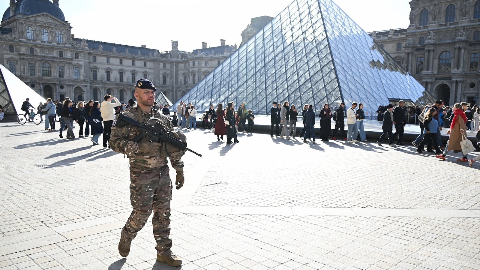 Password to Louvre’s video surveillance system was 'Louvre', according to employee