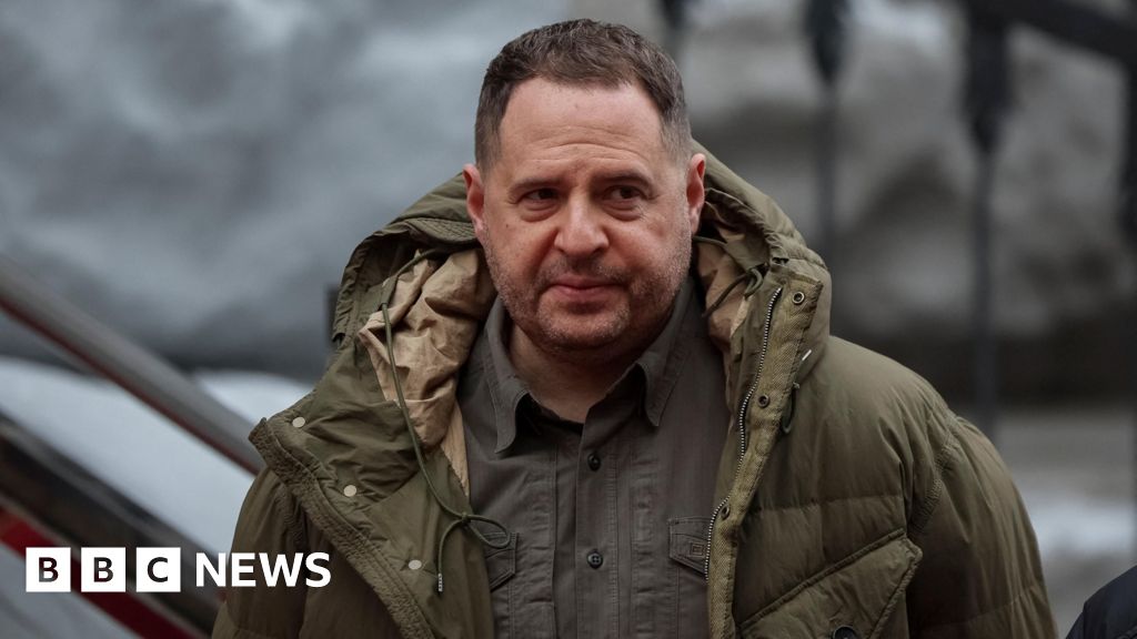 Zelensky's chief of staff Andriy Yermak resigns after anti-corruption raid