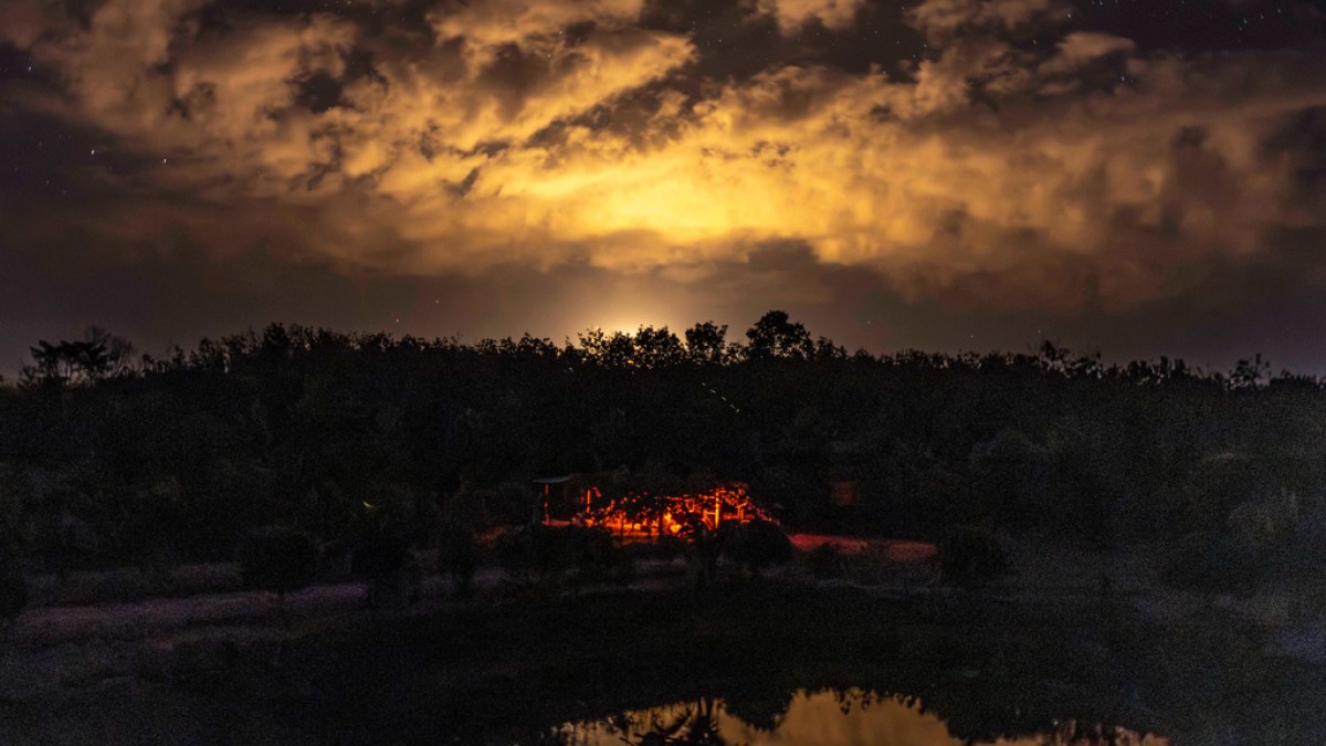 Cambodia says Thailand bombed casino hub on border, with no truce in sight | Conflict News