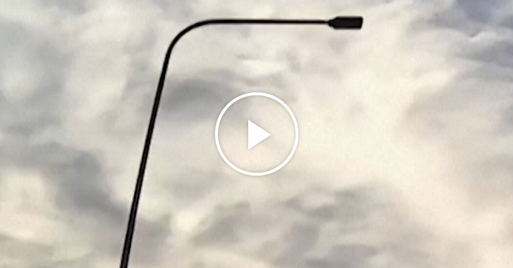 Couple Confronted Suspected Bondi Gunman, New Footage Shows