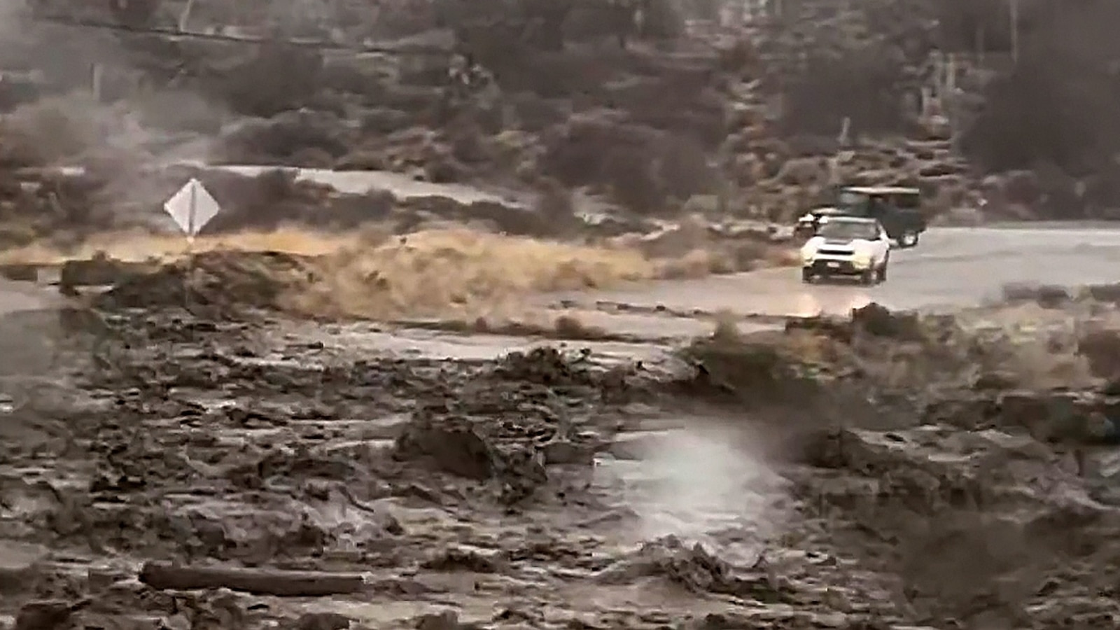 Flash flood, thunderstorm alerts in effect for California with heavy rain expected to last days