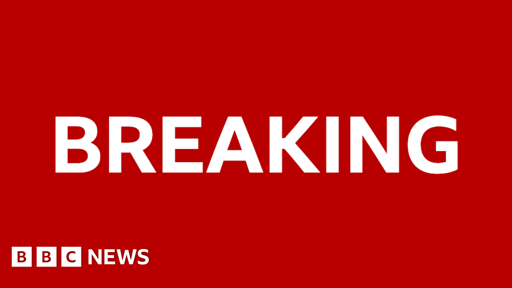 Actor John Alford jailed for sex assaults on teen girls