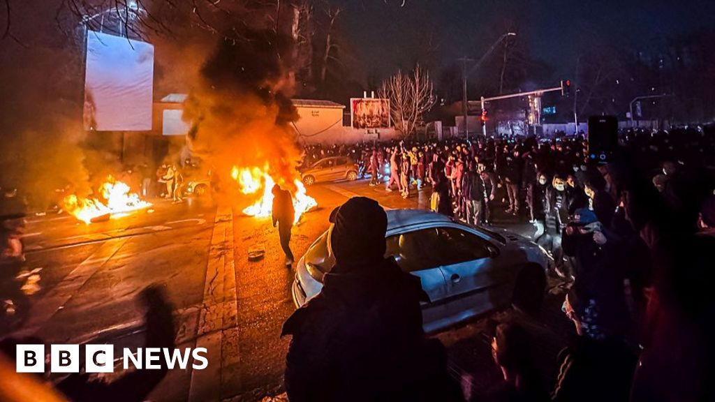 Iran protesters defy crackdown as videos show violent clashes
