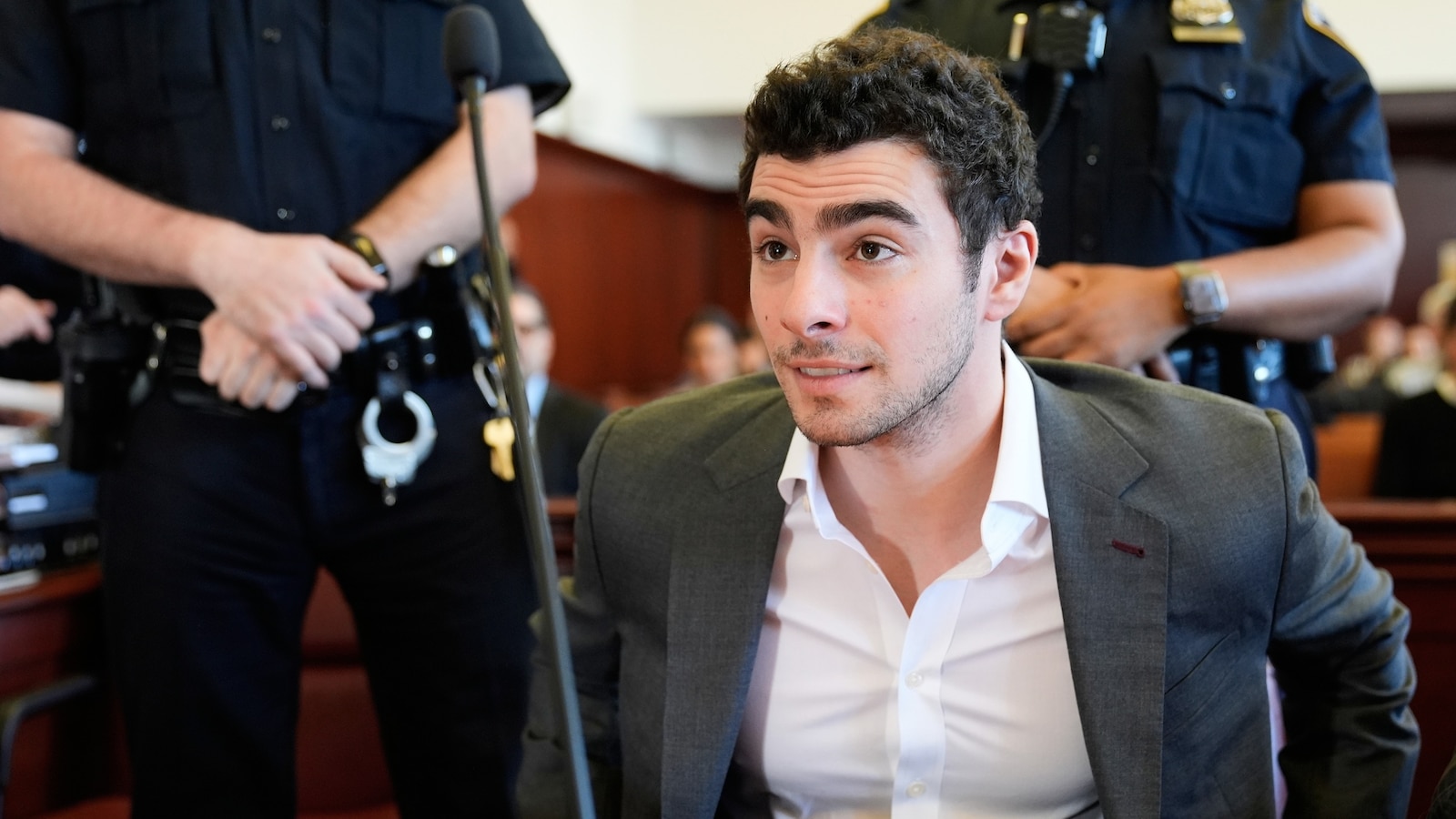 Jury selection for Luigi Mangione's federal trial to begin in September